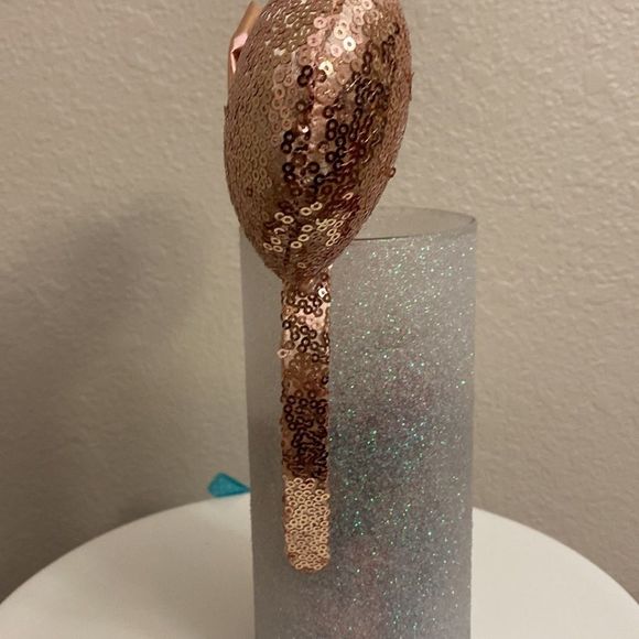 🌹DISNEY ROSE GOLD EARS 🌹 - Picture 5 of 7